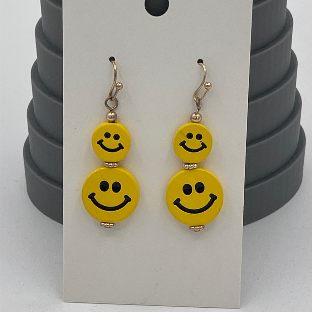 4.7.26-28 Wood Yellow Smiley Face Dangle Eurostyle Earrings - Cheerful